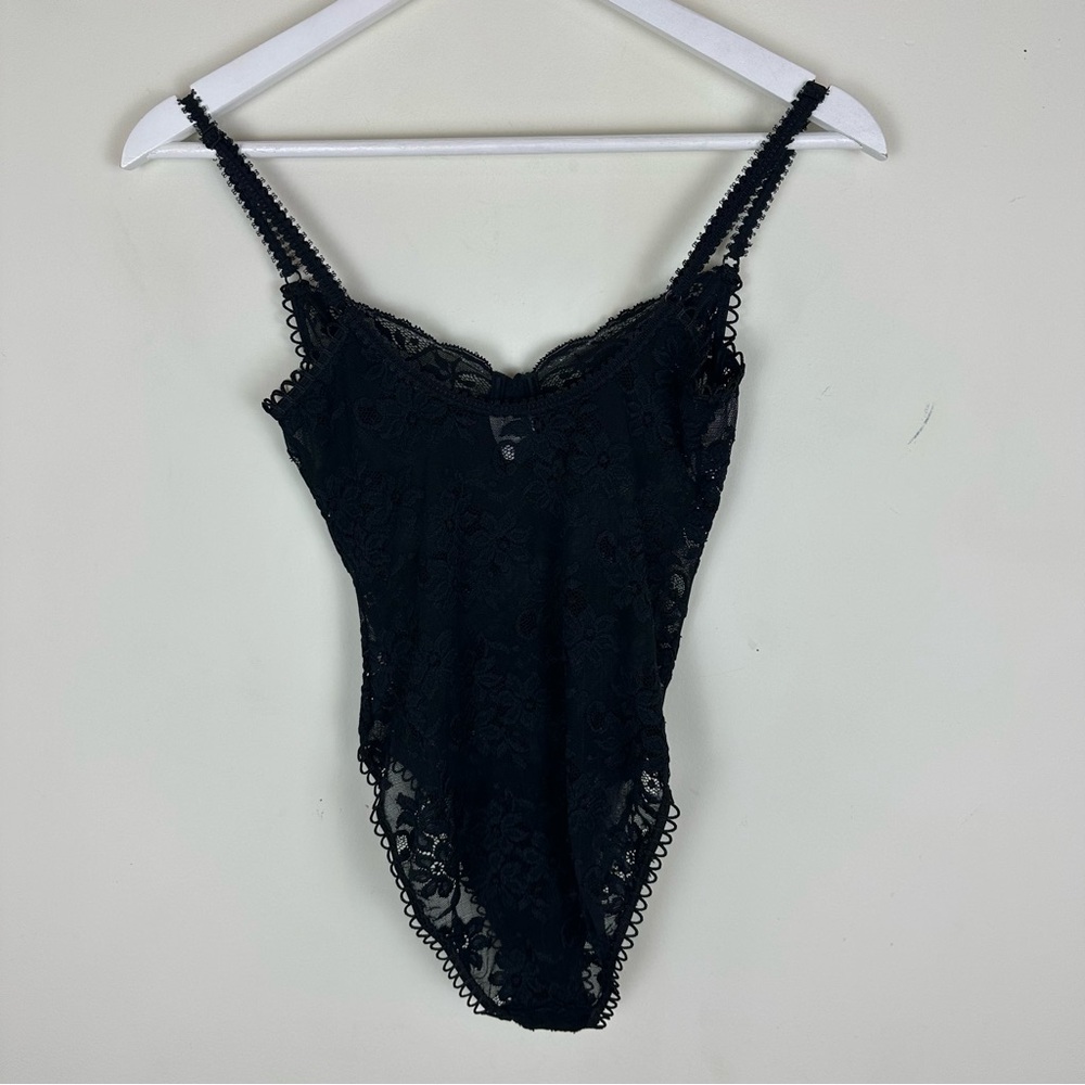 Hanro Lace Bodysuit - Picture 6 of 8